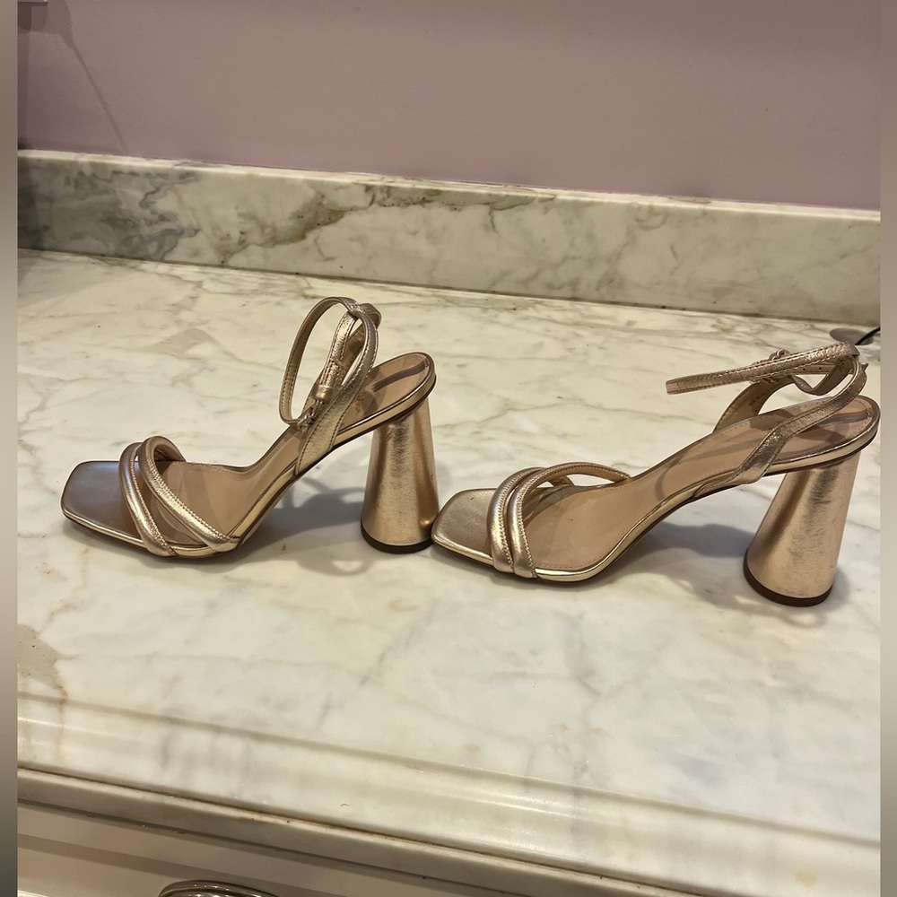 Kate Spade New York sparkle metallic pumps - size 7B - Picture 4 of 6
